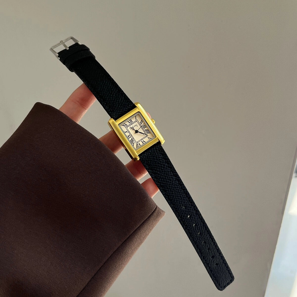 Vintage Square Leather Watch [YEX32OG1]