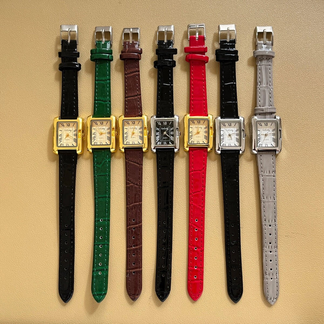 Vintage Square Roman Numeral Watch [LBJXXVLE]