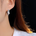 Vivi Star Huggie Earrings [OLN2I5UG]
