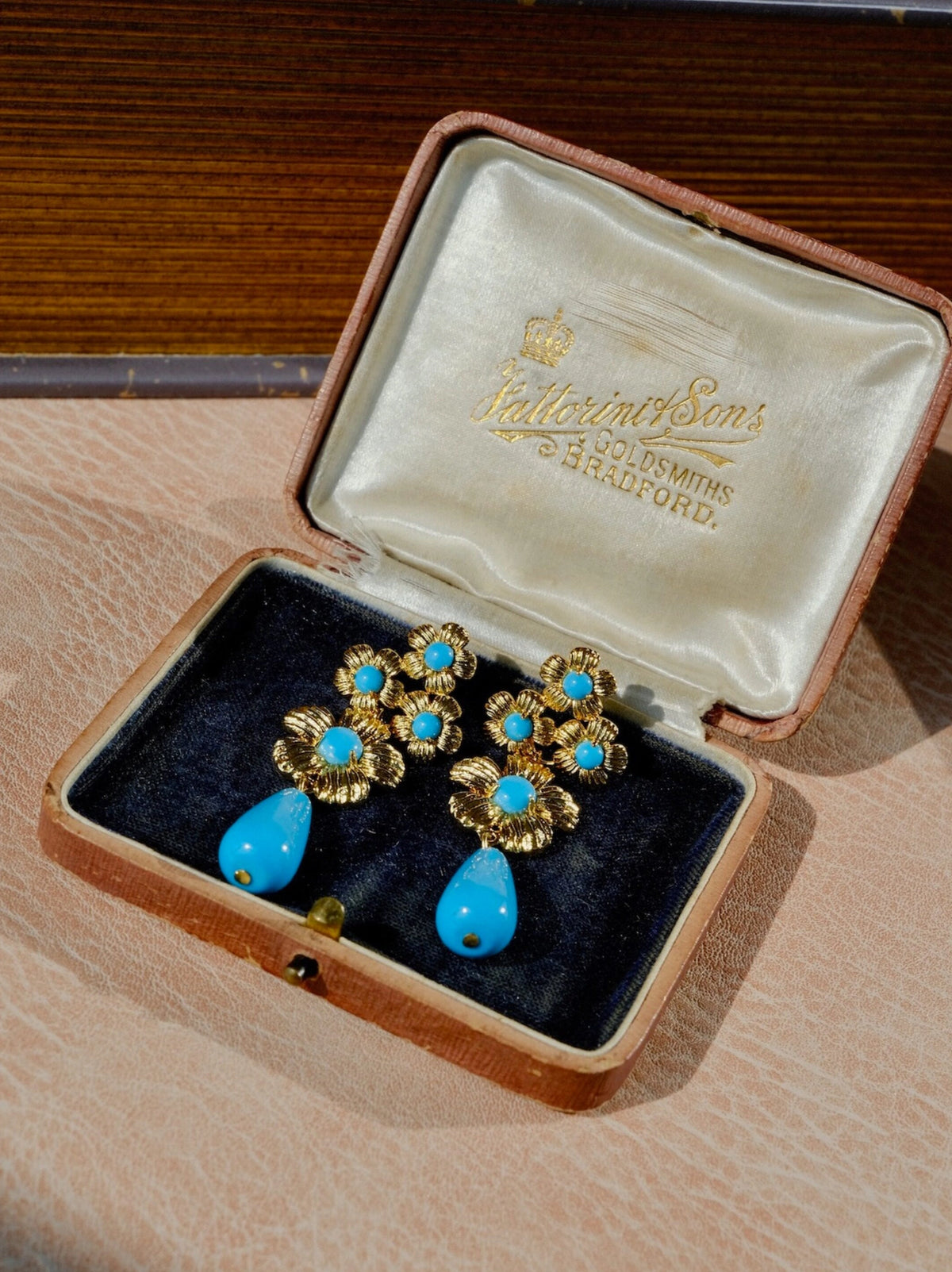 Water Wave Blue Flower Pendant Earrings [JB9IEMLP]
