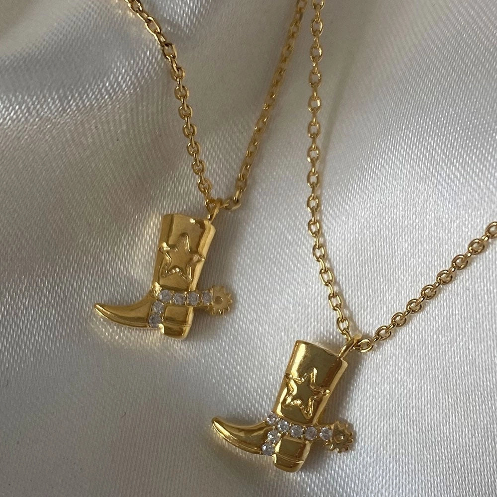 Western Boot Pendant Necklace [C5BZ11WI]
