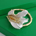 White Enamel Iris Flower Open Bracelet [Y8I8R17P]
