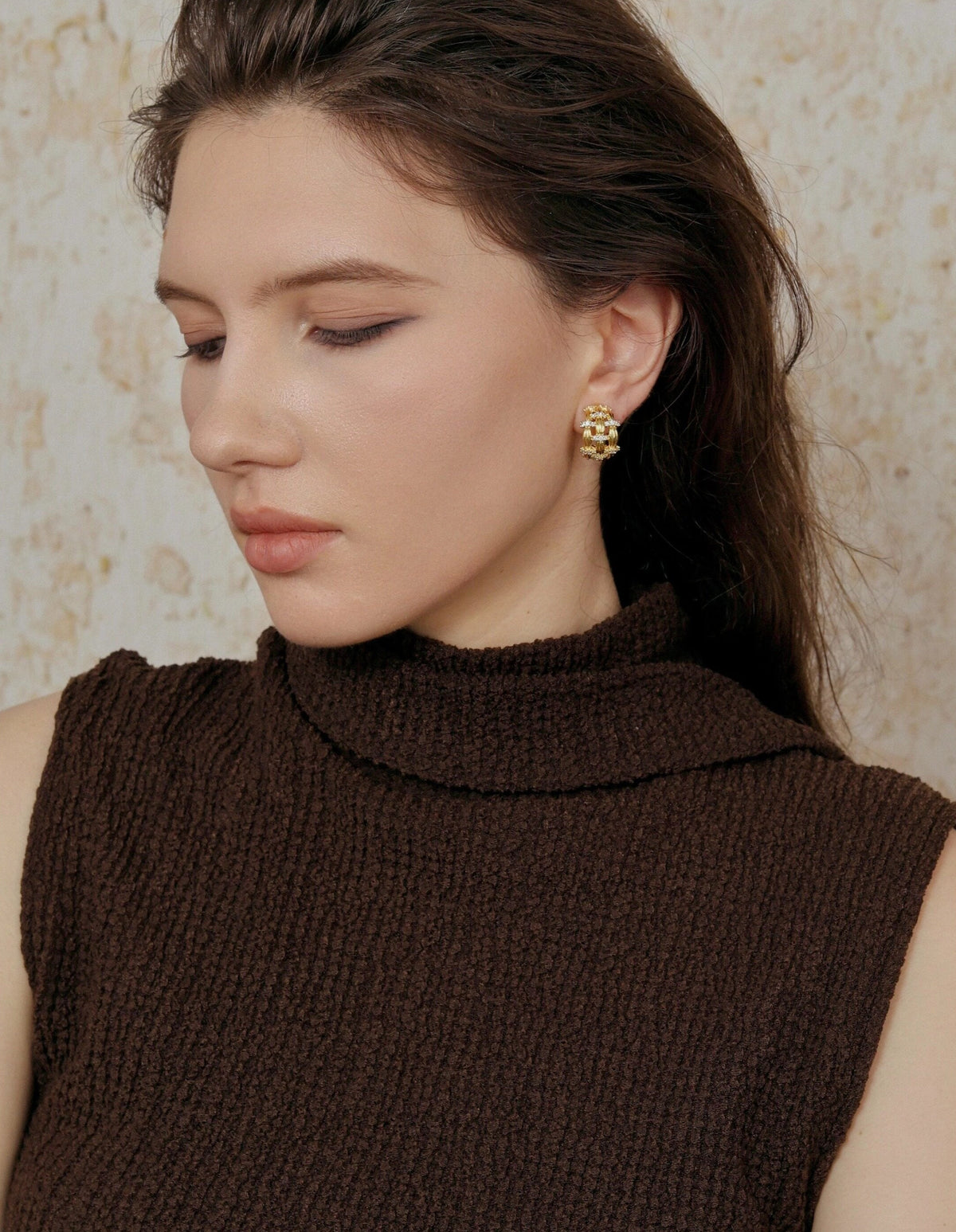 Woven Ribbon C-Ring Hoop Earrings [YB2P5QQO]