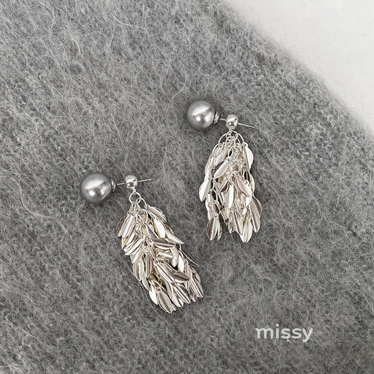 Xitlali Leaf Tassel Stud Earrings [HLLVB0QE]
