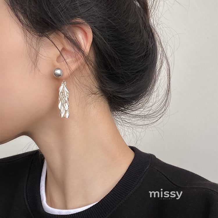 Xitlali Leaf Tassel Stud Earrings [PVNKOFS5]