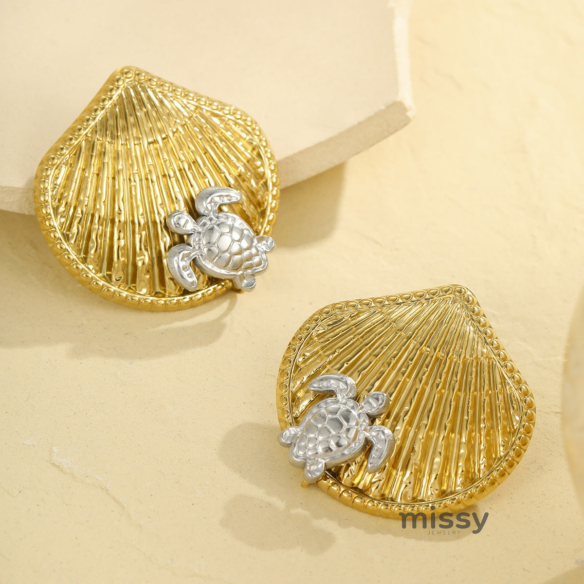 Yashika Starfish Stud Earrings [9XU9OUF3]