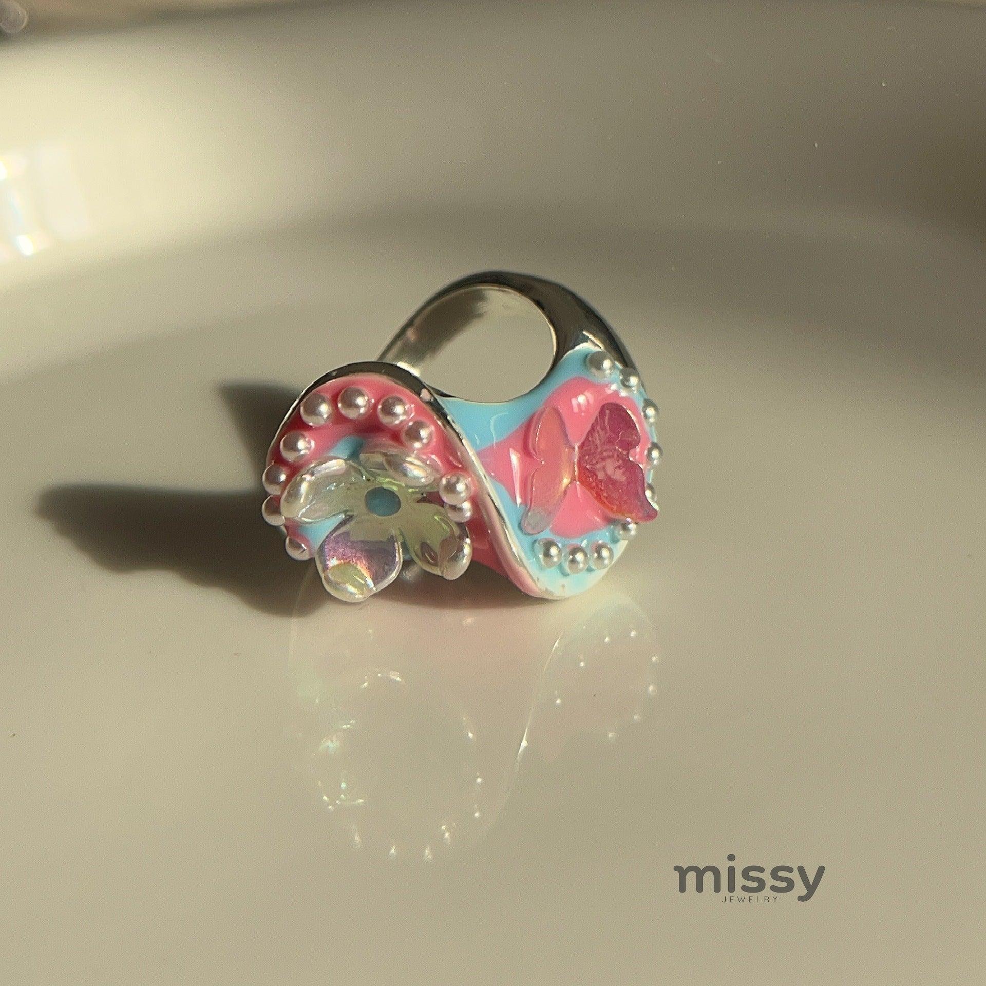 Yashvi Sweet Cool Heart Ring [981J73W7]