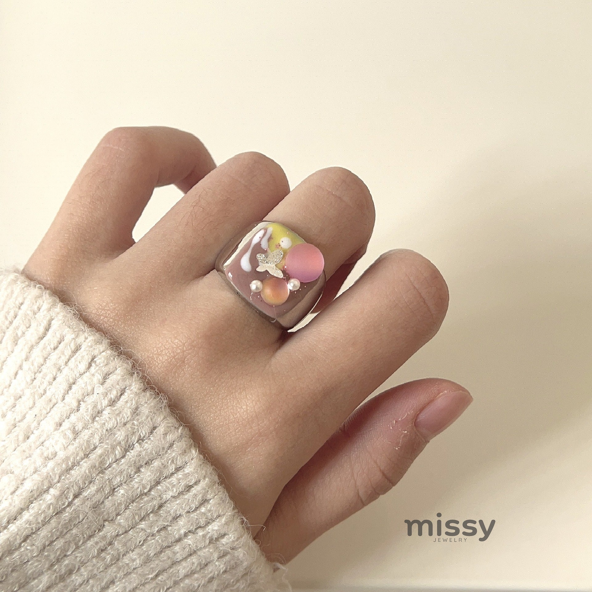 Yashvi Sweet Cool Heart Ring [CLK76X5R]