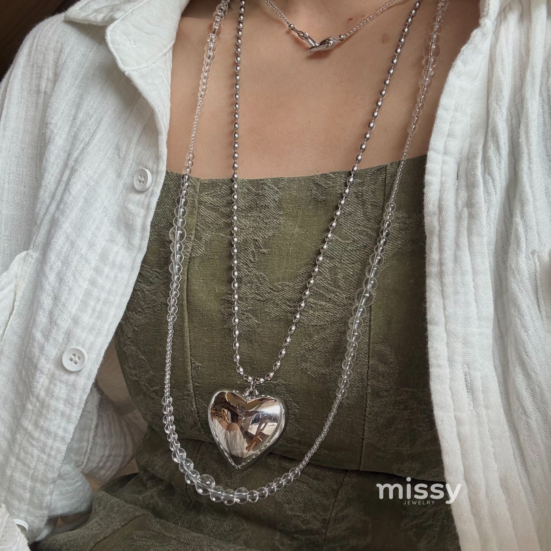 Yatzil Layered Crystal Necklace [X5EIA1QL]