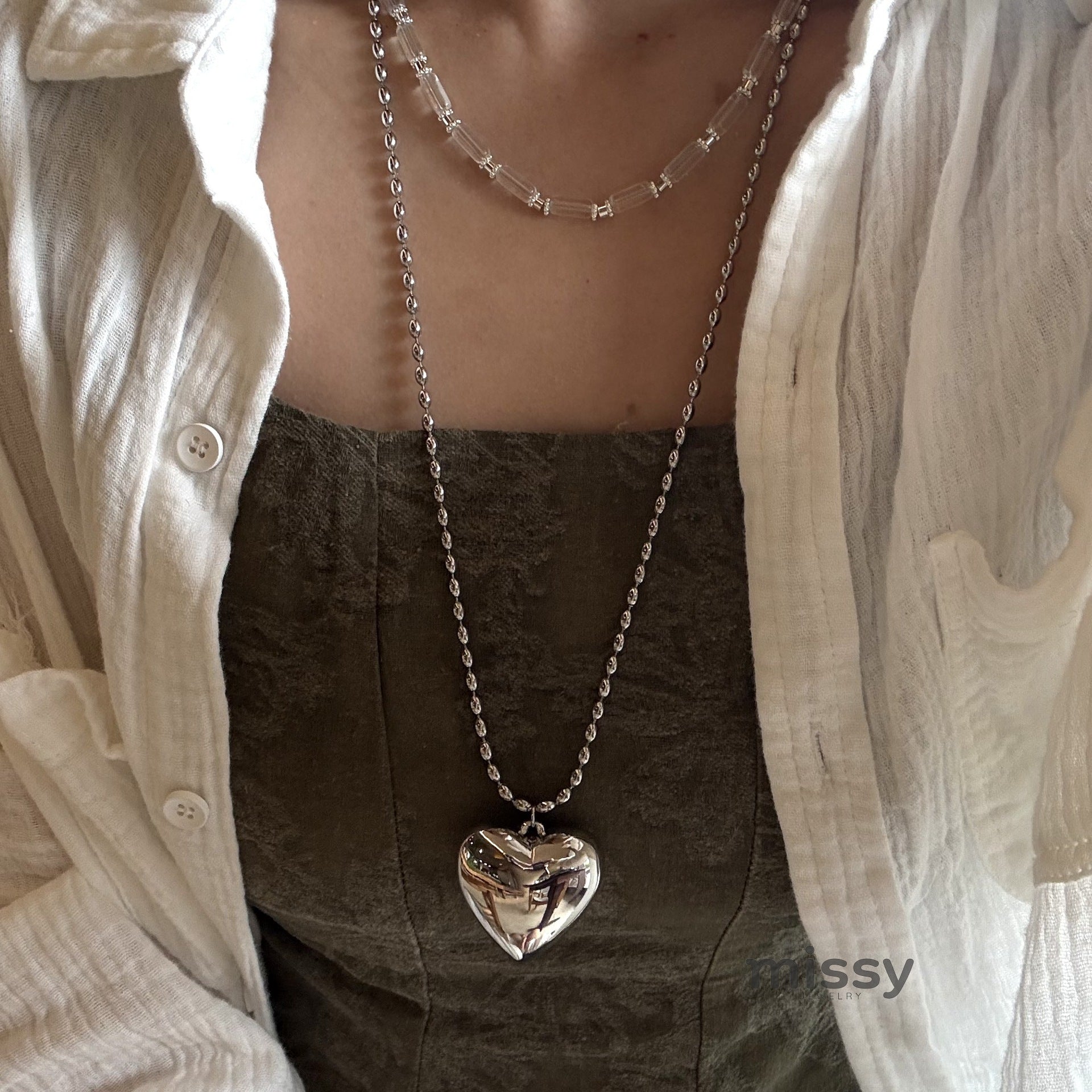 Yatzil Layered Crystal Necklace [N6G6MJK9]