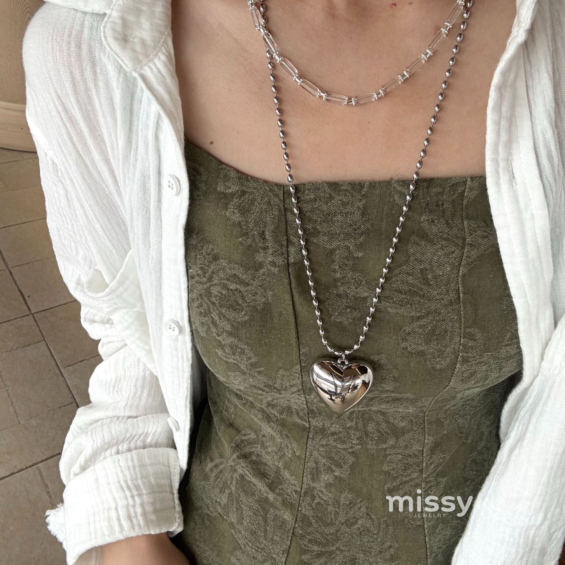 Yatzil Layered Crystal Necklace [02GQBBBO]