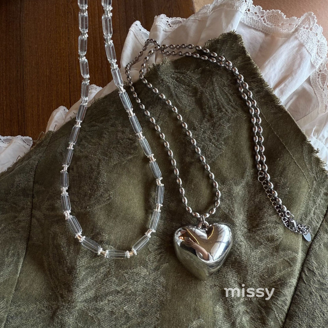 Yatzil Layered Crystal Necklace [A4F65DMG]