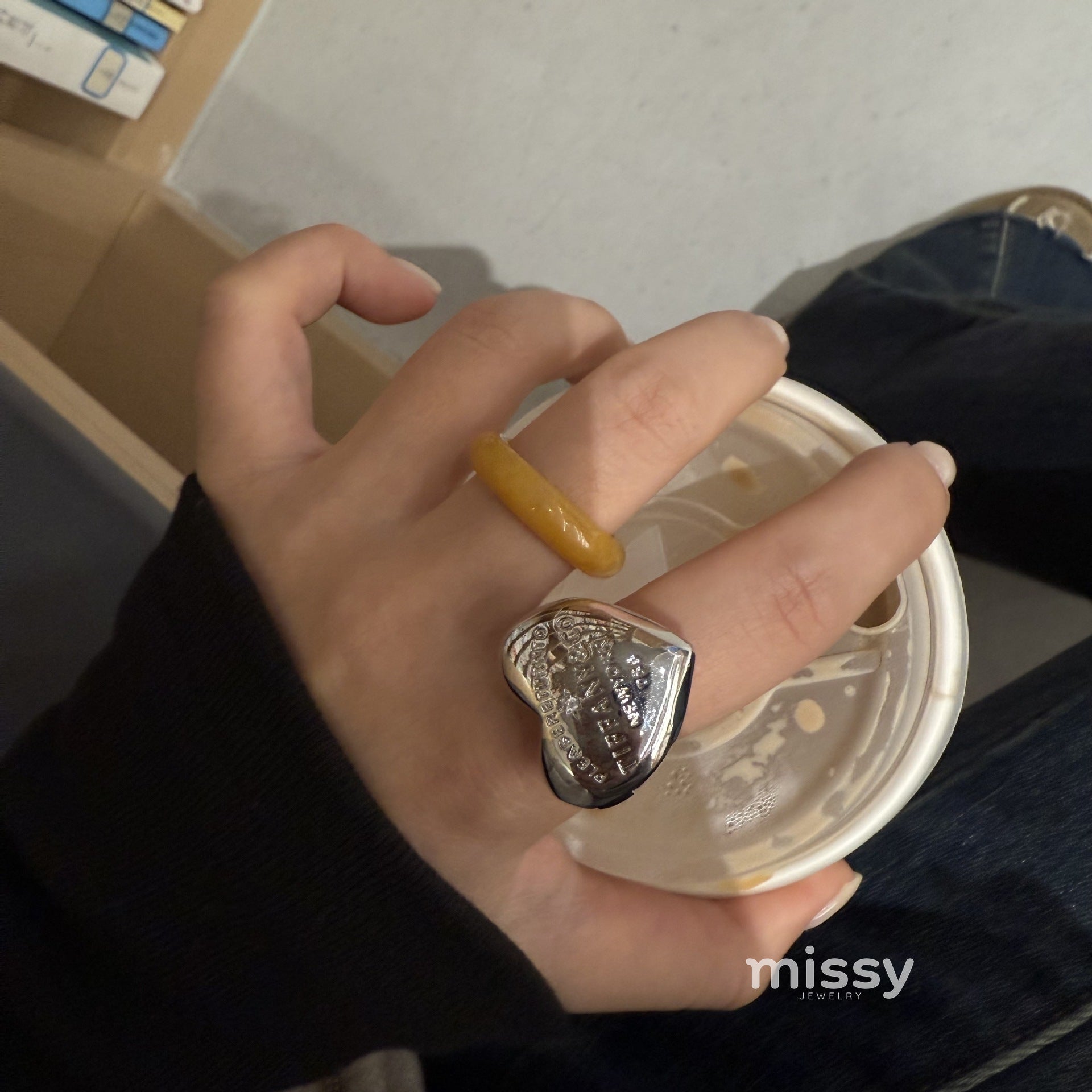 Zarah Open Heart Ring [C7B1K9XV]