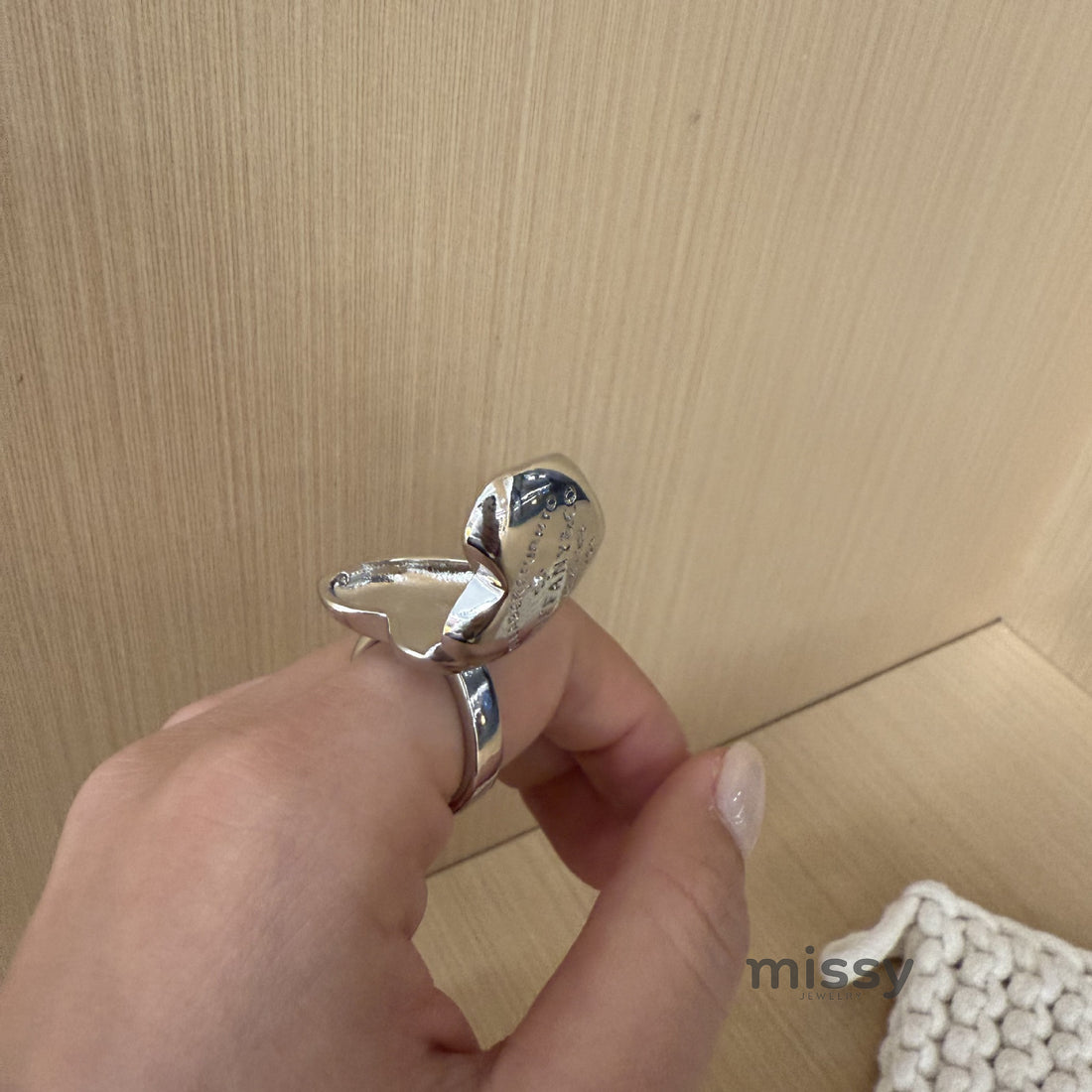 Zarah Open Heart Ring [A62UAEHJ]