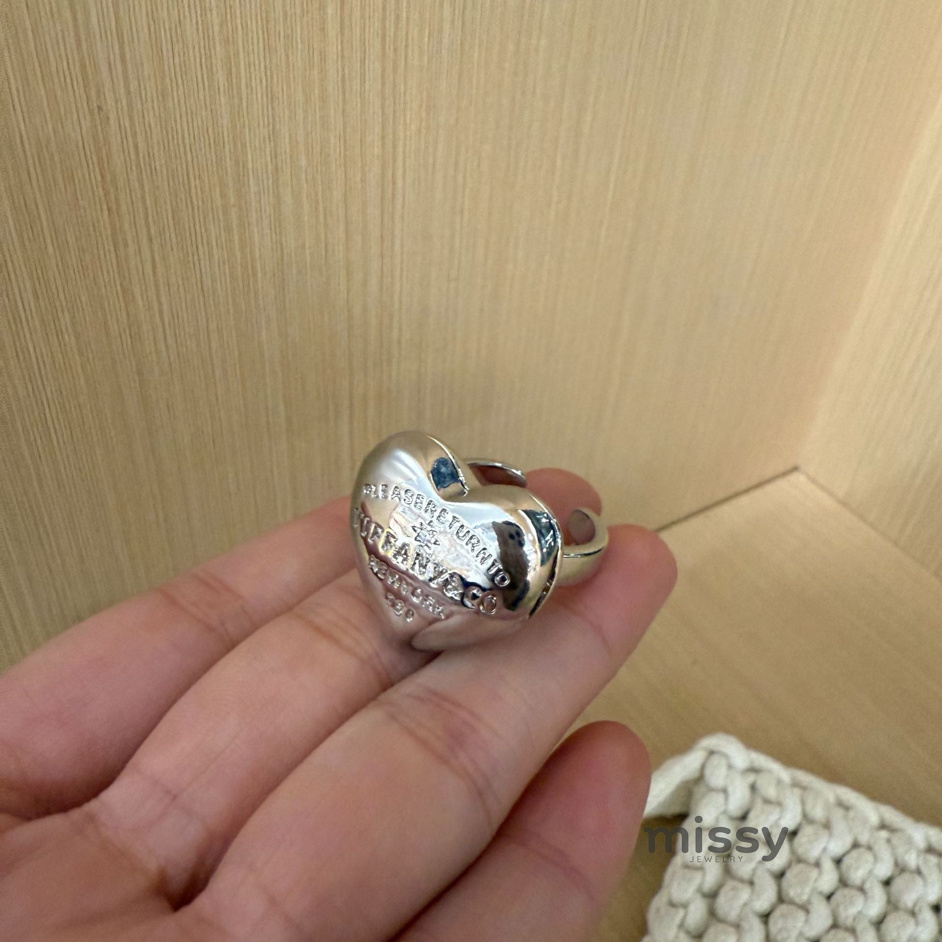 Zarah Open Heart Ring [PN1LQ96J]