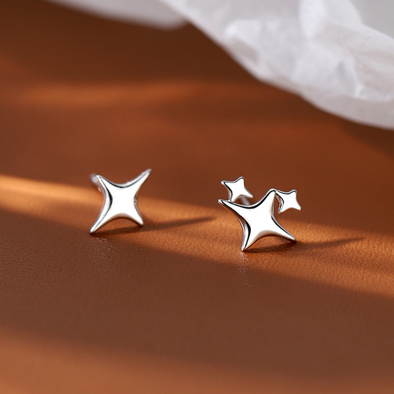 Zayley Celestial Star Studs [Y48Z3NM5]