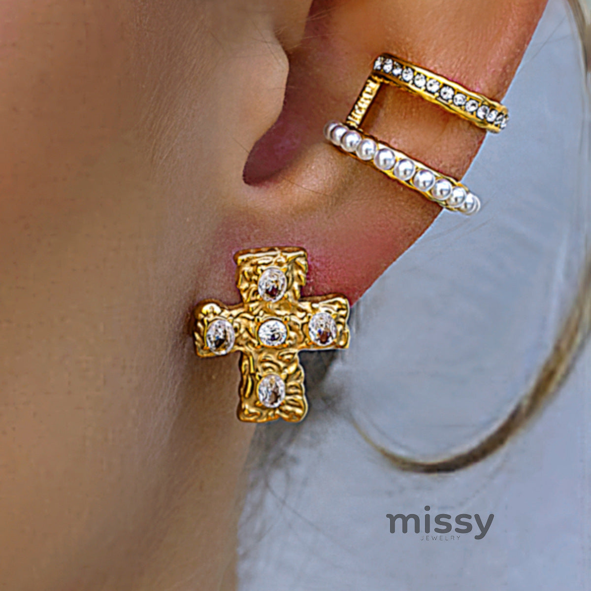 Zenia Pearl Ear Cuff Earrings