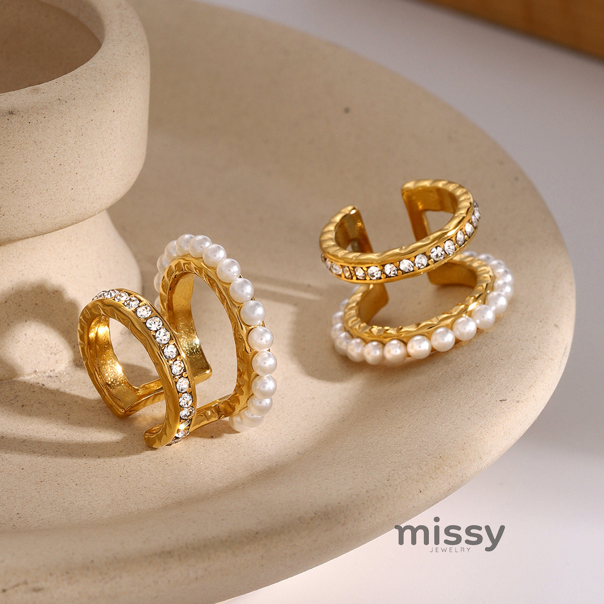 Zenia Pearl Ear Cuff Earrings