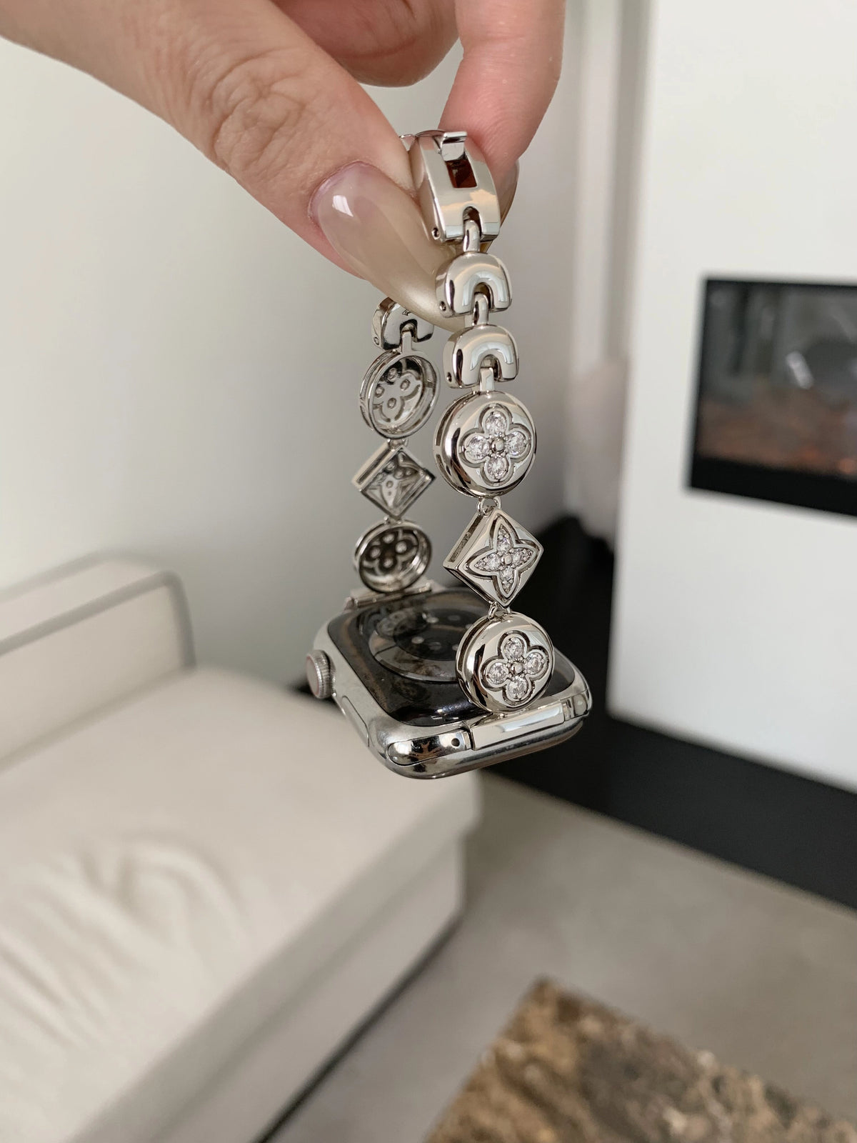 Zircon Embellished Watch Strap [OJKFALIU]
