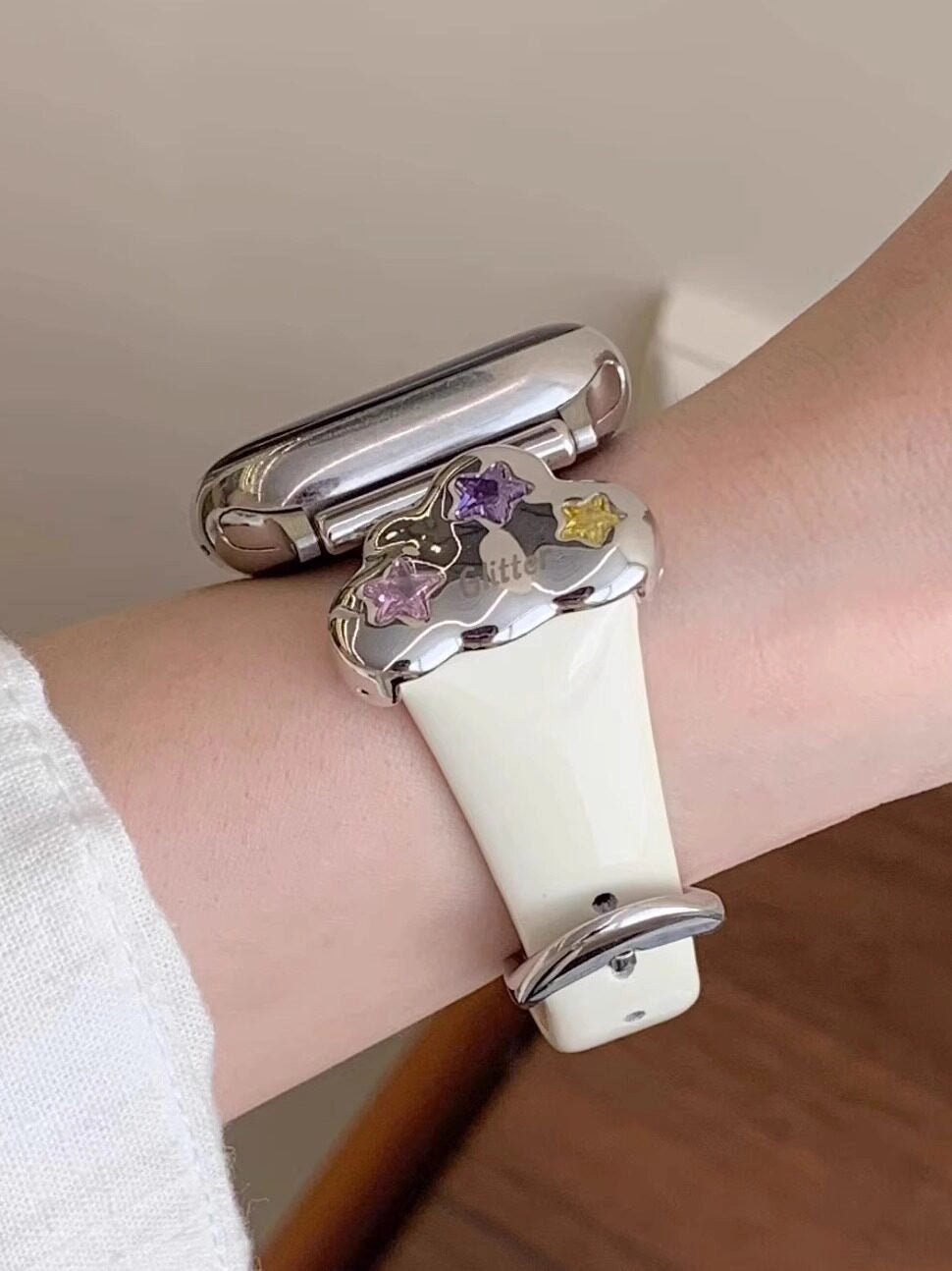 Zircon Starburst Cloud Apple Watch Band [MSDRD1U2]