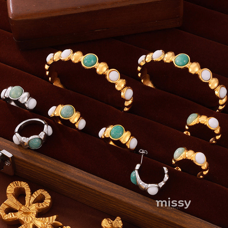 Zo Oval Stone Jewelry Set [XRDCTHBL]