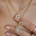 Zodiac Crescent Moon Pendant Necklace [T8QZELCD]