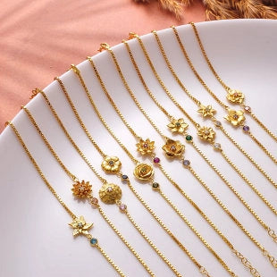 Zodiac Crescent Moon Pendant Necklace [JV8FZEJ6]