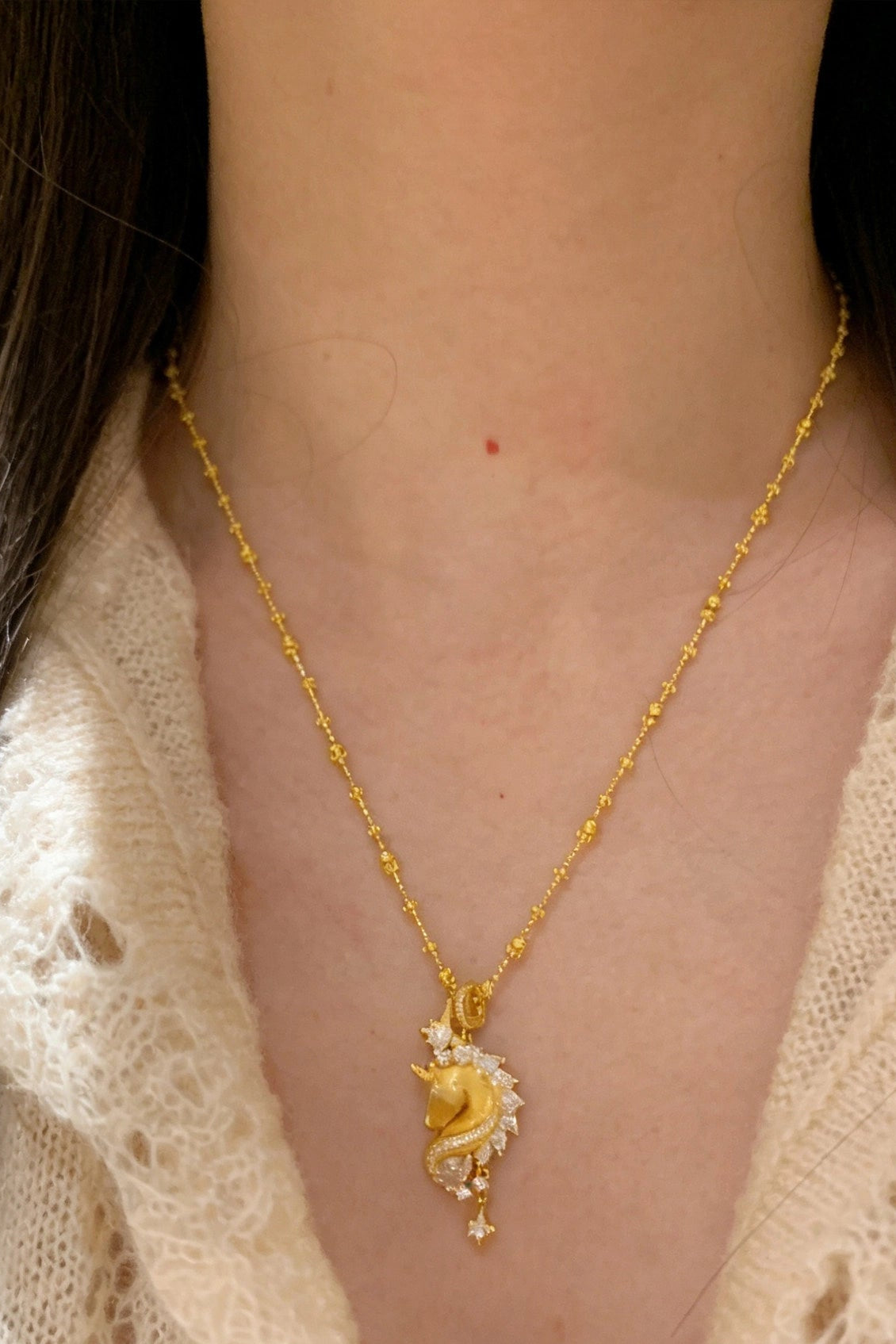Zodiac Horse Pendant Necklace [NZNGSF0C]